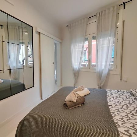 Family Apartment Close To Parc Gueell บาร์เซโลนา ภายนอก รูปภาพ